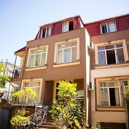 Hotel Black Sea House บาทูมิ ภายนอก รูปภาพ