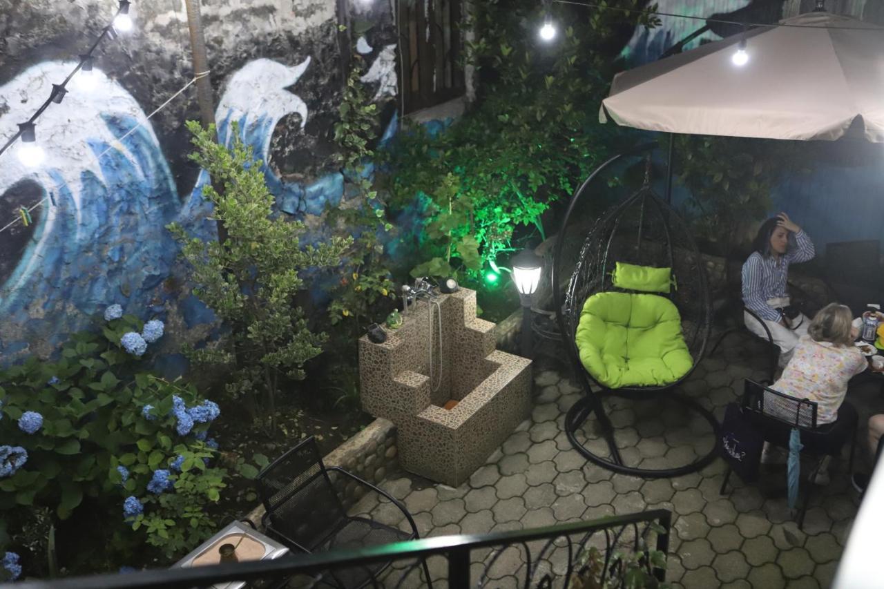 Hotel Black Sea House บาทูมิ ภายนอก รูปภาพ
