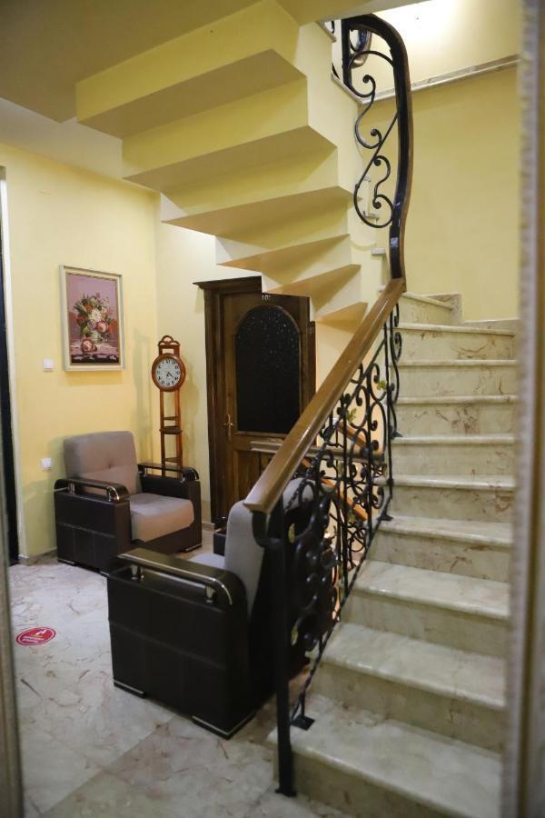 Hotel Black Sea House บาทูมิ ภายนอก รูปภาพ