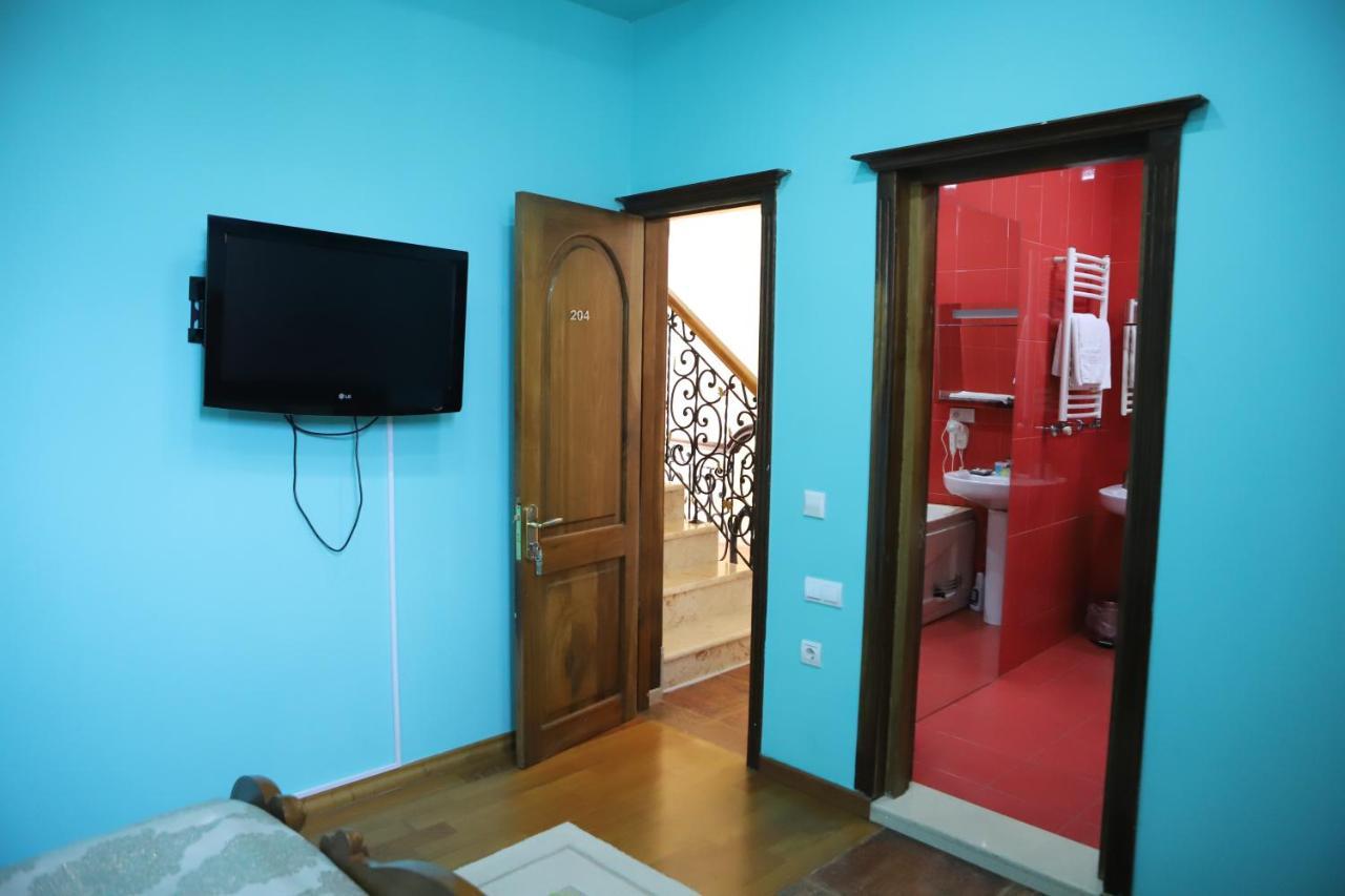 Hotel Black Sea House บาทูมิ ภายนอก รูปภาพ