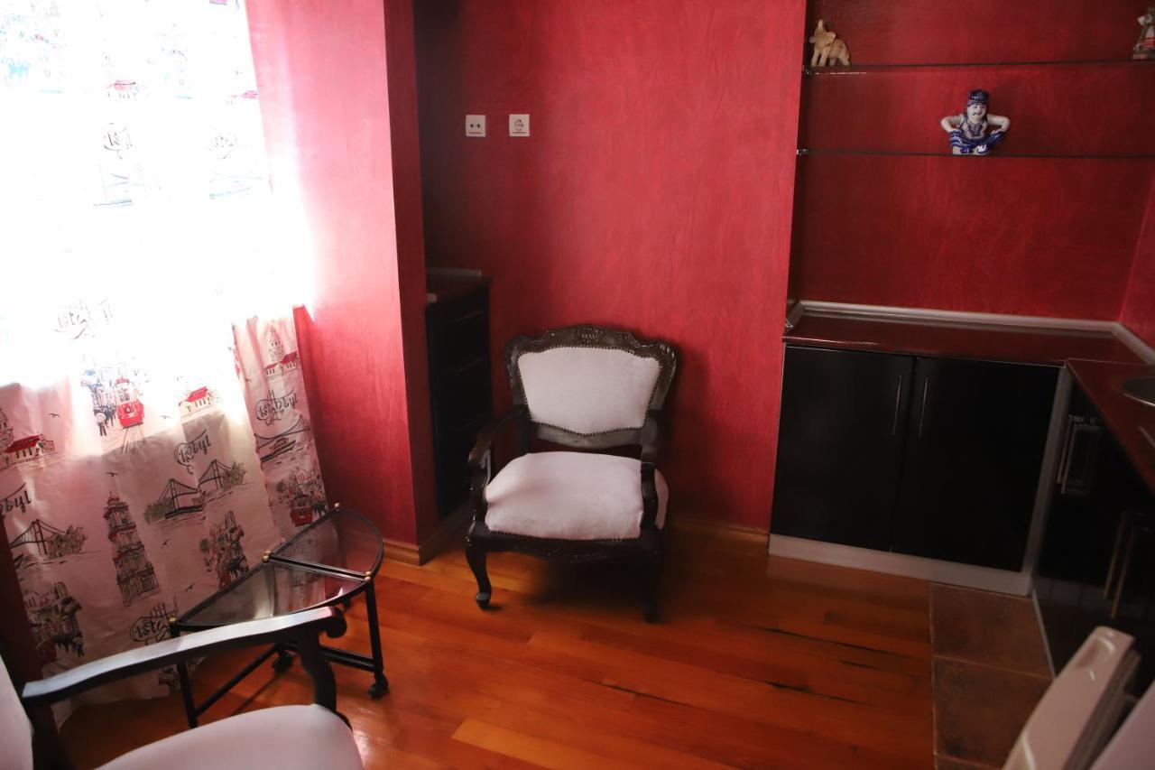 Hotel Black Sea House บาทูมิ ภายนอก รูปภาพ