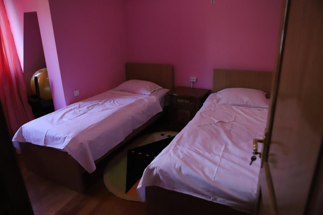 Hotel Black Sea House บาทูมิ ภายนอก รูปภาพ