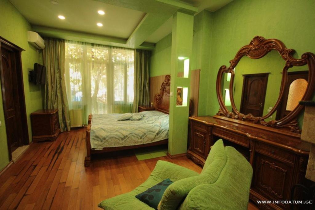 Hotel Black Sea House บาทูมิ ภายนอก รูปภาพ