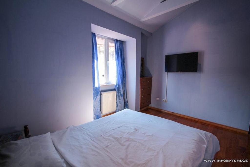 Hotel Black Sea House บาทูมิ ภายนอก รูปภาพ