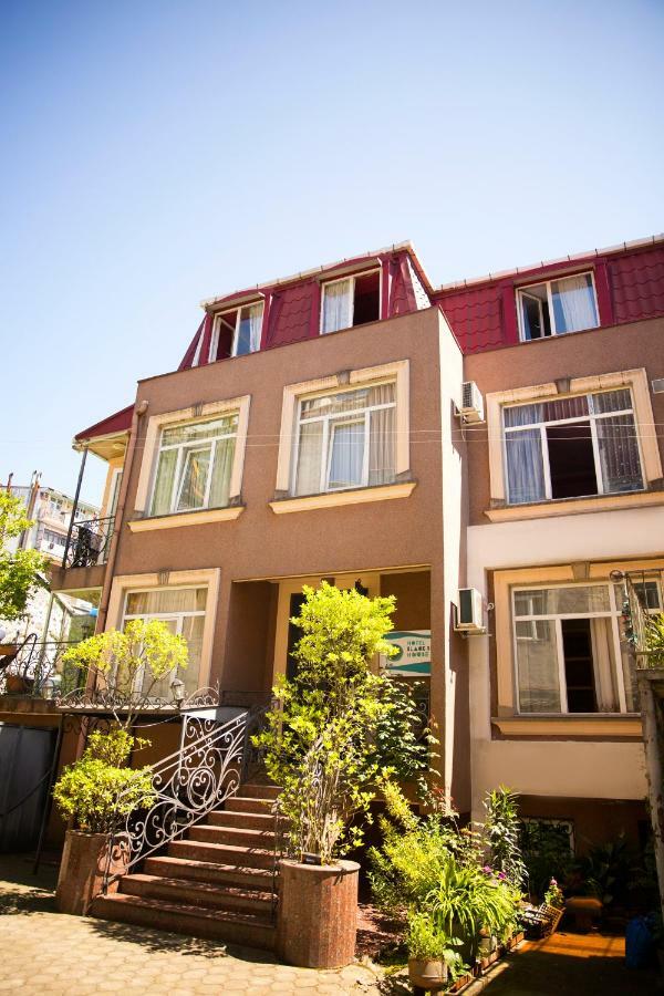 Hotel Black Sea House บาทูมิ ภายนอก รูปภาพ