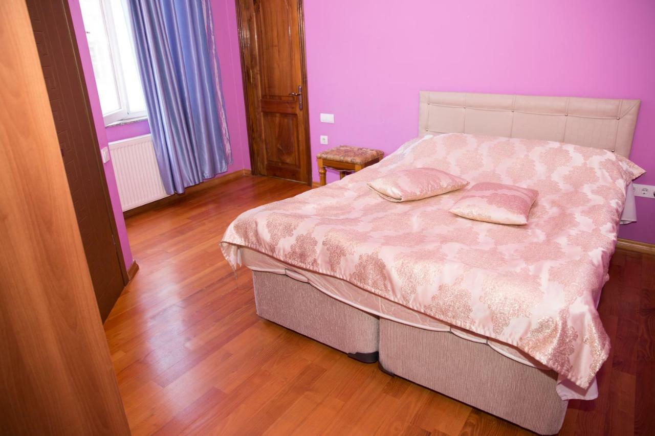 Hotel Black Sea House บาทูมิ ภายนอก รูปภาพ